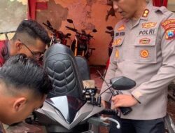 Polrestabes Surabaya Berbagi Alarm Motor Gratis Cegah Curanmor dari Hulu