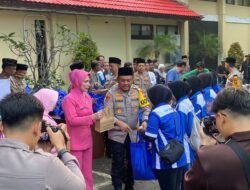 Menjelang Hari Raya Idul Fitri, Polres Tuban Bagi Bansos Kepada Serikat Buruh dan Paguyuban Becak