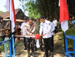 Polres Tuban Bangun Jembatan Merah Putih Presisi, Bupati : Berkat Kepedulian dan Kehadiran Polri di Tengah Masyarakat