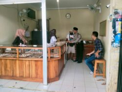 Giat Preventif, Unit Samapta Polsek Senori Polresta Tuban Polda Jatim Melaksanakan Patroli Di Pasar Tradisional