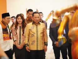 Kapolri Hadiri Pembukaan Pameran Nasirun “Bersimpuh di Kaki Para Guru” di Galeri Nasional Indonesia